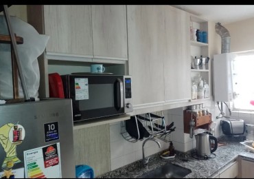 Se Vende un Agradable Departamento de 2 Ambientes con Balcon - Almagro