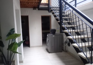 Se vende un espectacular departamento de 6 ambientes - Monserrat