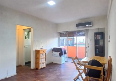 Se vende un departamento monoambiente con balcon al frente - Almagro